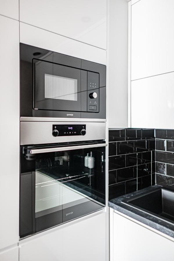 Apartment 24H With Free Garage And Ac Jagielly 5 Wrocław Exterior foto