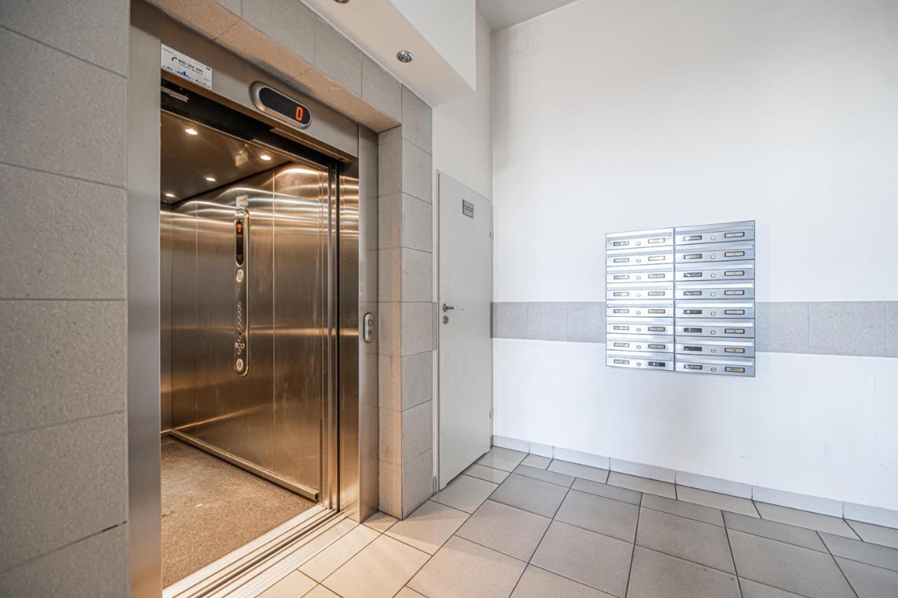 Apartment 24H With Free Garage And Ac Jagielly 5 Wrocław Exterior foto