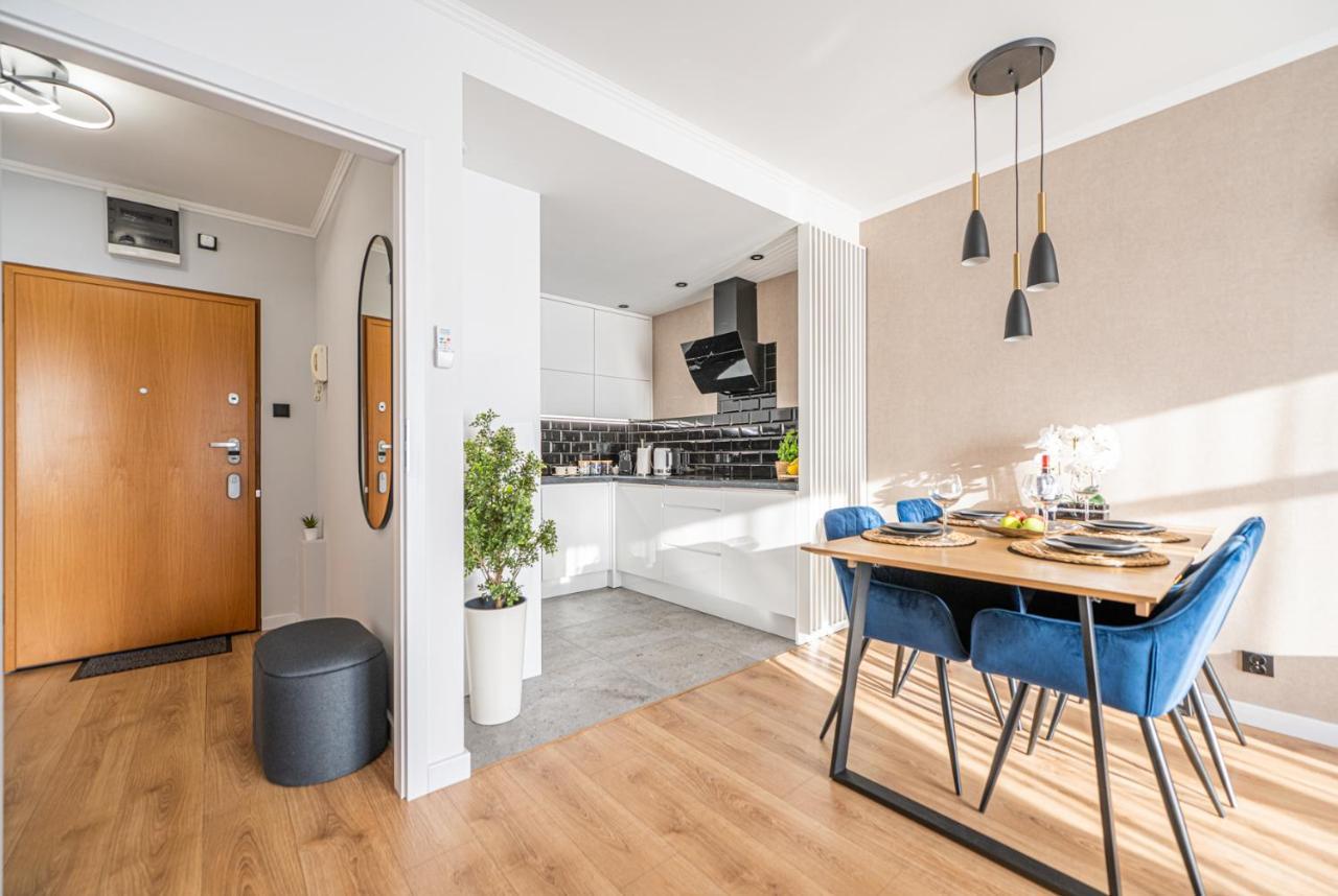 Apartment 24H With Free Garage And Ac Jagielly 5 Wrocław Exterior foto