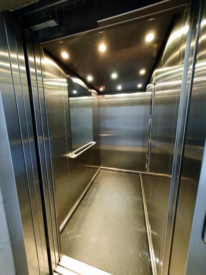 Apartment 24H With Free Garage And Ac Jagielly 5 Wrocław Exterior foto